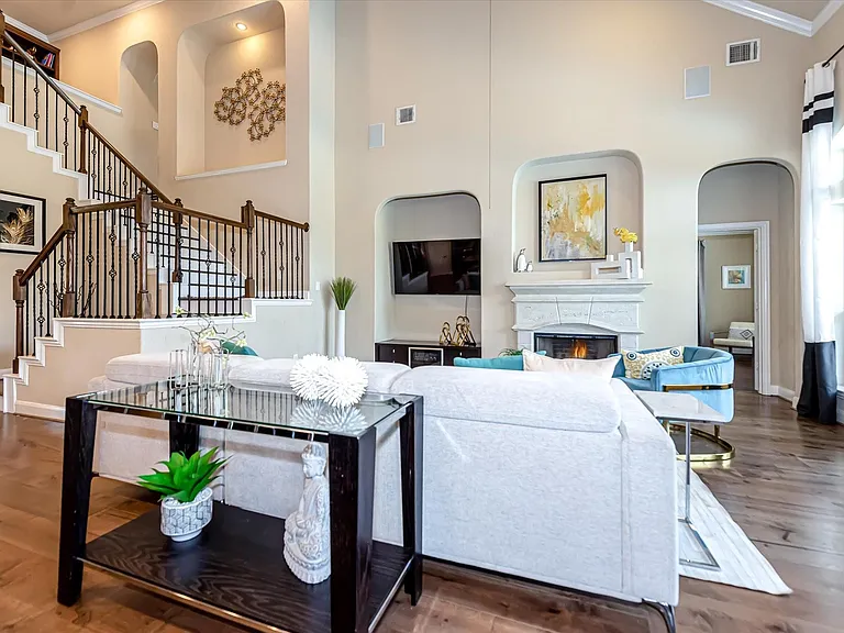 6 Camplight Ct — Photo 11