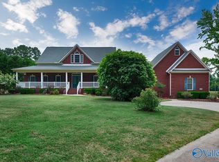 18755 Moyers Rd, Athens, AL 35611