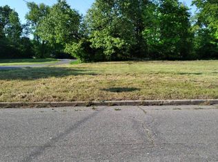 1714 Riverside Blvd, Memphis, TN 38109