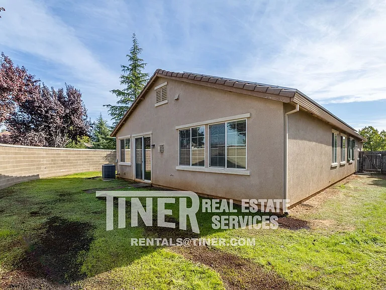 1422 Stoney Cross Ln — Photo 36