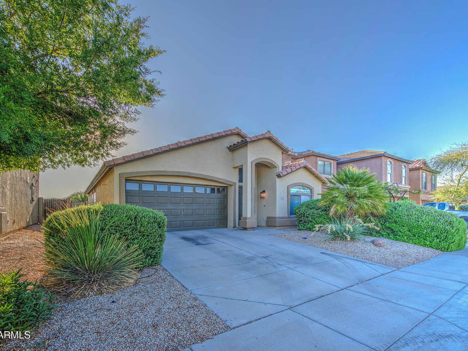 29384 N Rosewood Dr