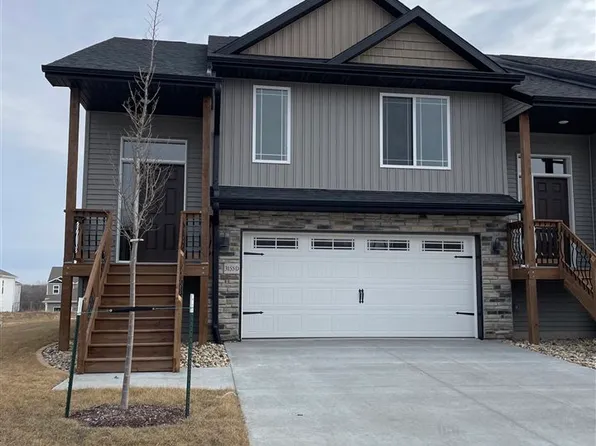 3155 Lampe Ln #D, Coralville, IA 52241