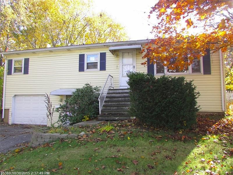 2nd image of 19 Farwell St