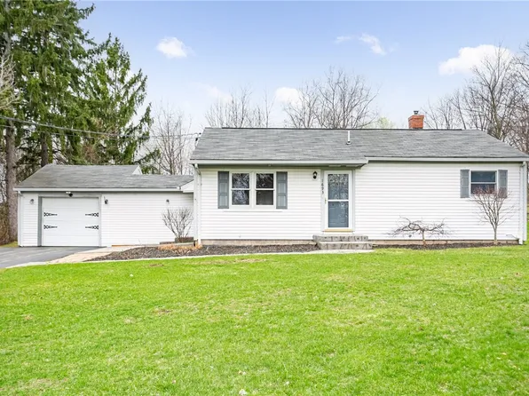 1693 Turk Hill Rd, Fairport, NY 14450