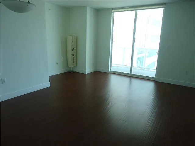 1800 N Bayshore Dr #2016 — Photo 8