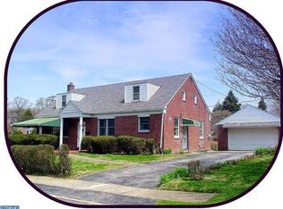 421 Hill Rd, Havertown, PA 19083
