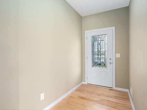 4th image of 6042 Elmwood Cir #31