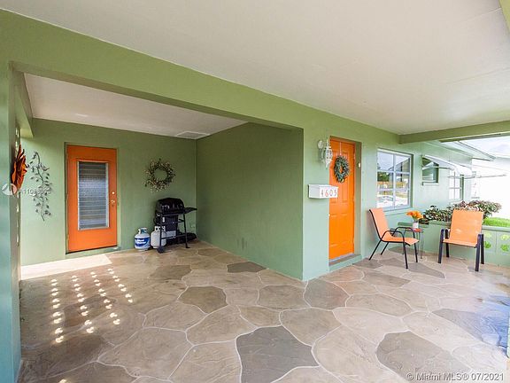 5th image of 4605 NW 45th Ct
