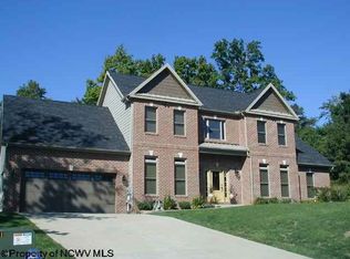 4010 Shadybrook Cir, Morgantown, WV 26508