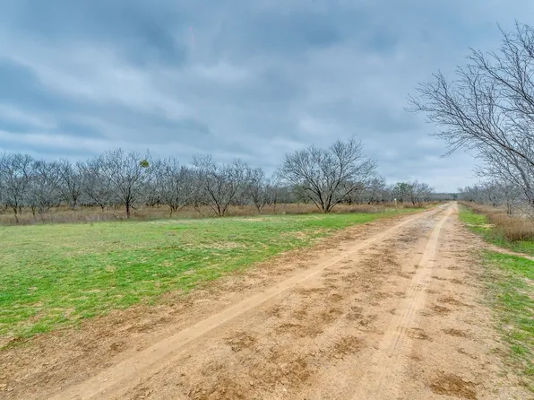 Chandler Rd, Lipan, TX 76462