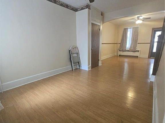 5th image of 447 Arlington St