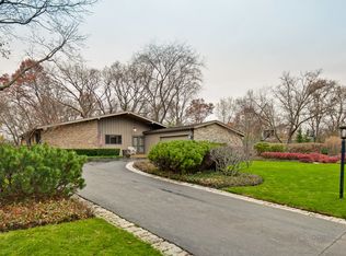 743 Morningside Dr, Lake Forest, IL 60045