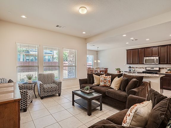 09 Living Room_08112023