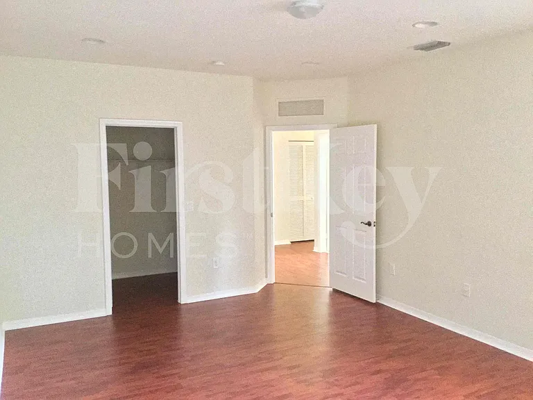 2362 SE 17th Ter — Photo 13