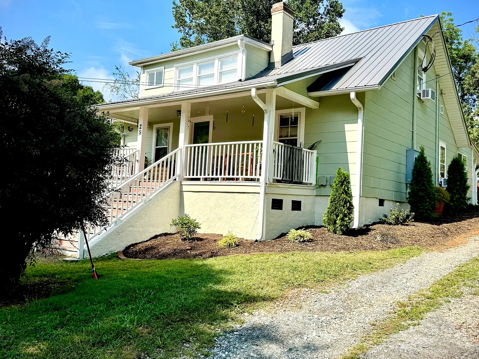 29 Galax Ave — Photo 1