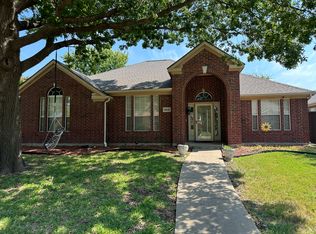 8828 Clear Sky Dr, Plano, TX 75025