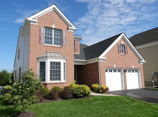 8 Drake Way, Flanders, NJ 07836