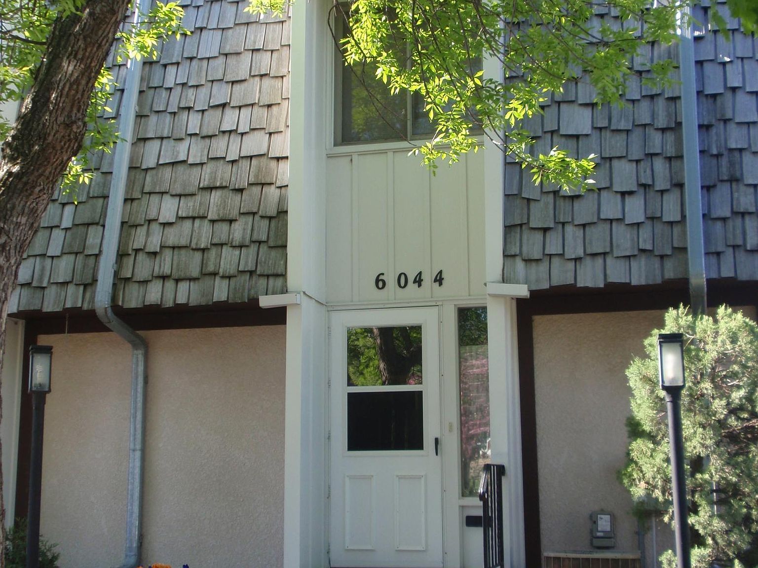 304cfe45e2a98ee2553f7db1bb9a64