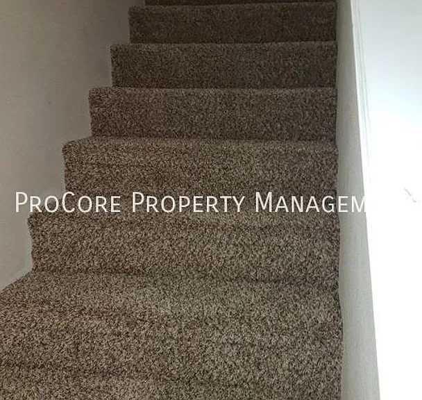 9846 W Rosecroft Ct — Photo 33