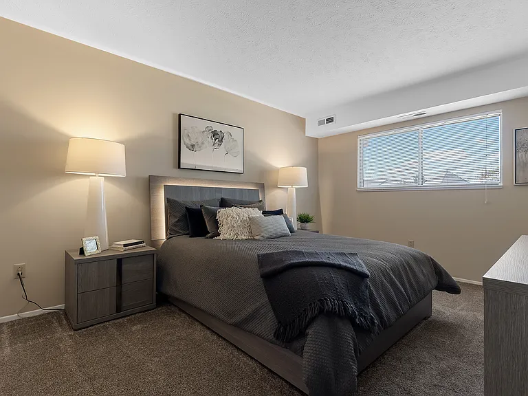 Tamarac Apartments — Photo 7