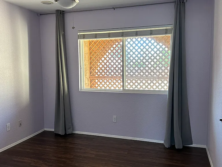 Lemon Crest Dr — Photo 4