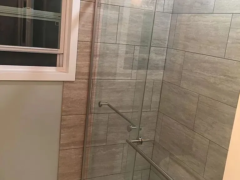 136 Robertson Dr NW — Photo 2