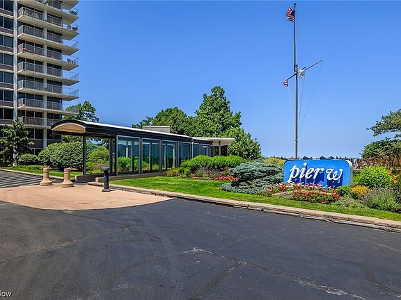 12700 Lake Ave APT 1813, Lakewood, OH 44107 | MLS #4471679 | Zillow