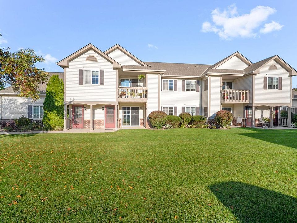 1st image of 516 Pewaukee ROAD #C