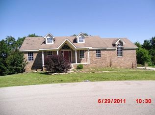 108 Shawnee Dr, Paint Lick, KY 40461