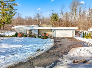 1940 Steamburg Rd, Hillsdale, MI 49242