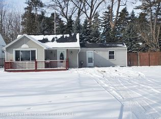127 N Deerfield Ave, Lansing, MI 48917