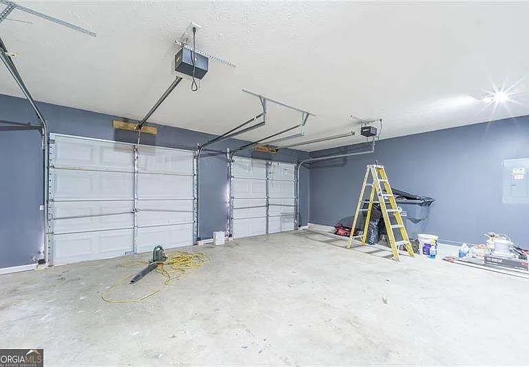 2716 Lake Park Rdg E — Photo 44