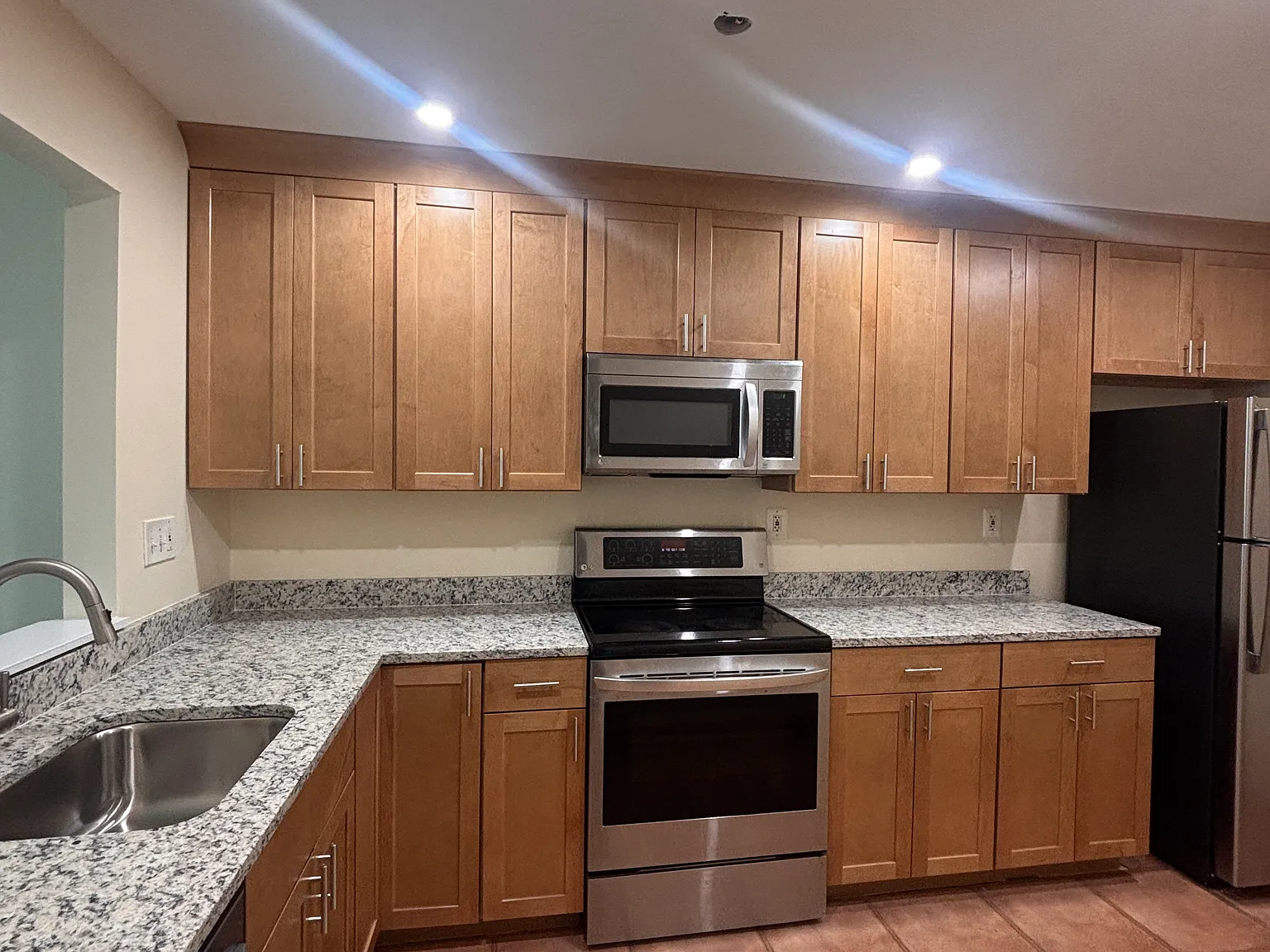 3 bed, 1501 sqft, $2,300 — Photo 2