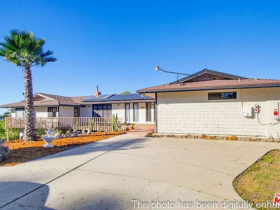 3rd image of 3709 Buena Creek Rd