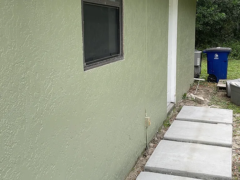 215 Leroy Ave #B — Photo 18