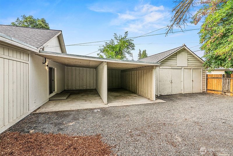 2nd image of 159 16th Avenue
