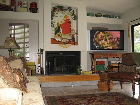 Family Room with Fireplace
