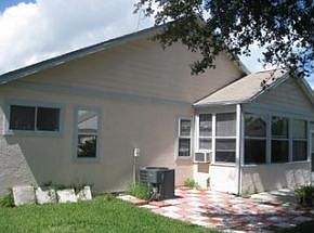 5th image of 953 S Fork Cir