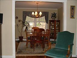 4th image of 2314 Brookside Dr