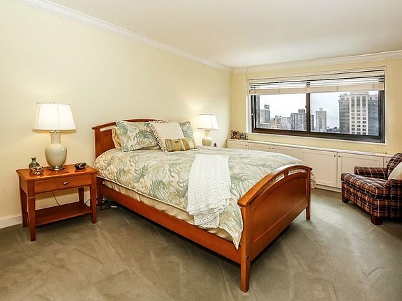 4th image of 1725 York Ave APT 29H