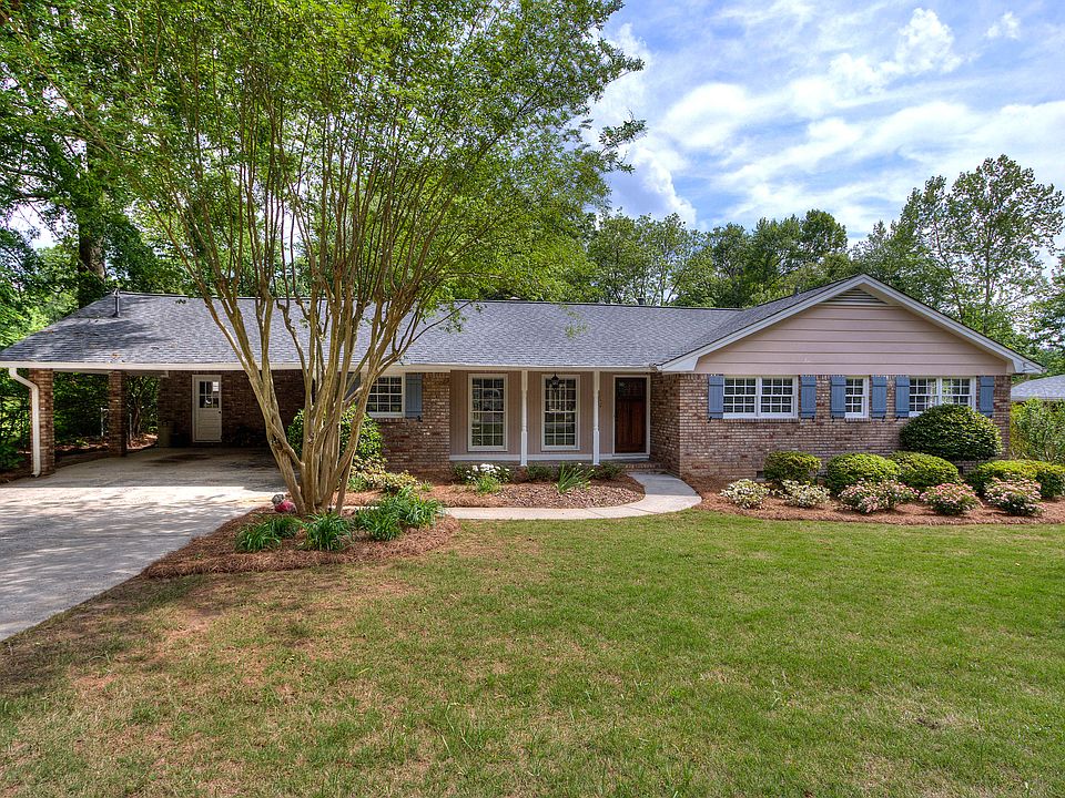 1st image of 577 Hillandale Cir