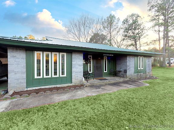 4th image of 4537 NE 104th Rd