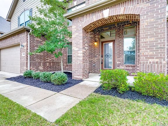 3rd image of 6022 Little Grove Dr