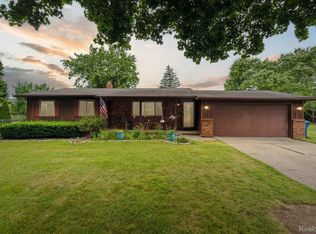 4466 Van Vleet Rd, Swartz Creek, MI 48473