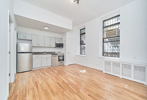 1st image of 150 Manhattan Ave #1A