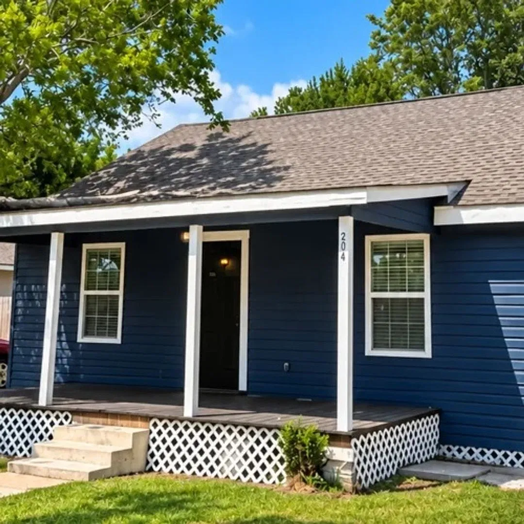 204 S 7th St | 3 Bedrooms in La Porte | Allegiant — Photo 2