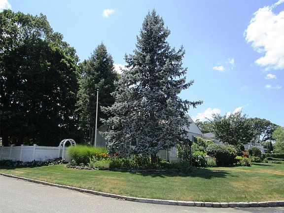 3rd image of 346 Oakwood Ave