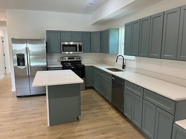 814 Bluff St #B — Photo 1