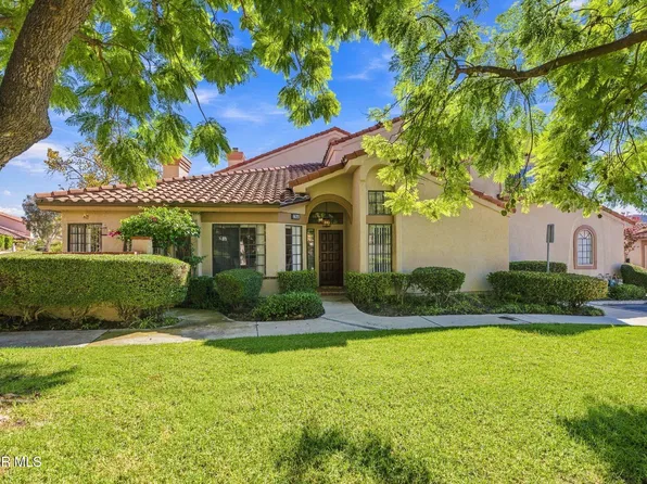 330 Country Club Dr Unit A, Simi Valley, CA 93065