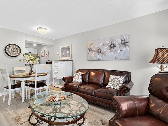 5th image of 4715 Cobblestone Dr. #4A